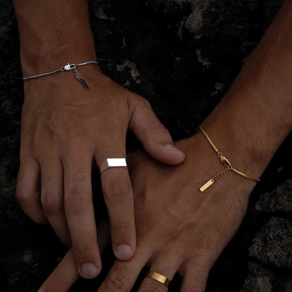 Essential Minimalist Chain