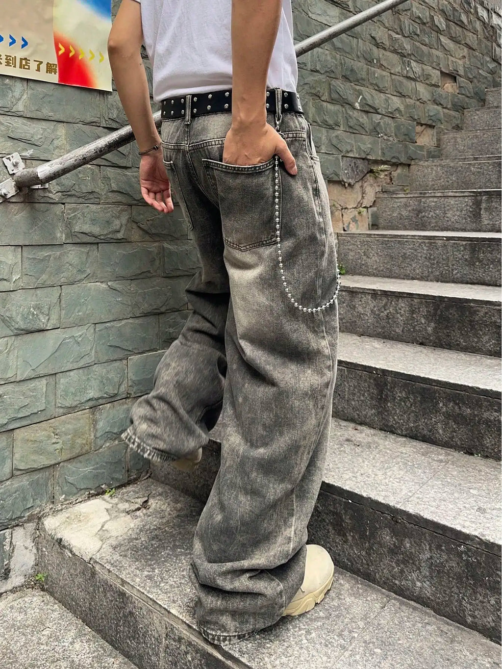 Vintage Wash Loose Denim