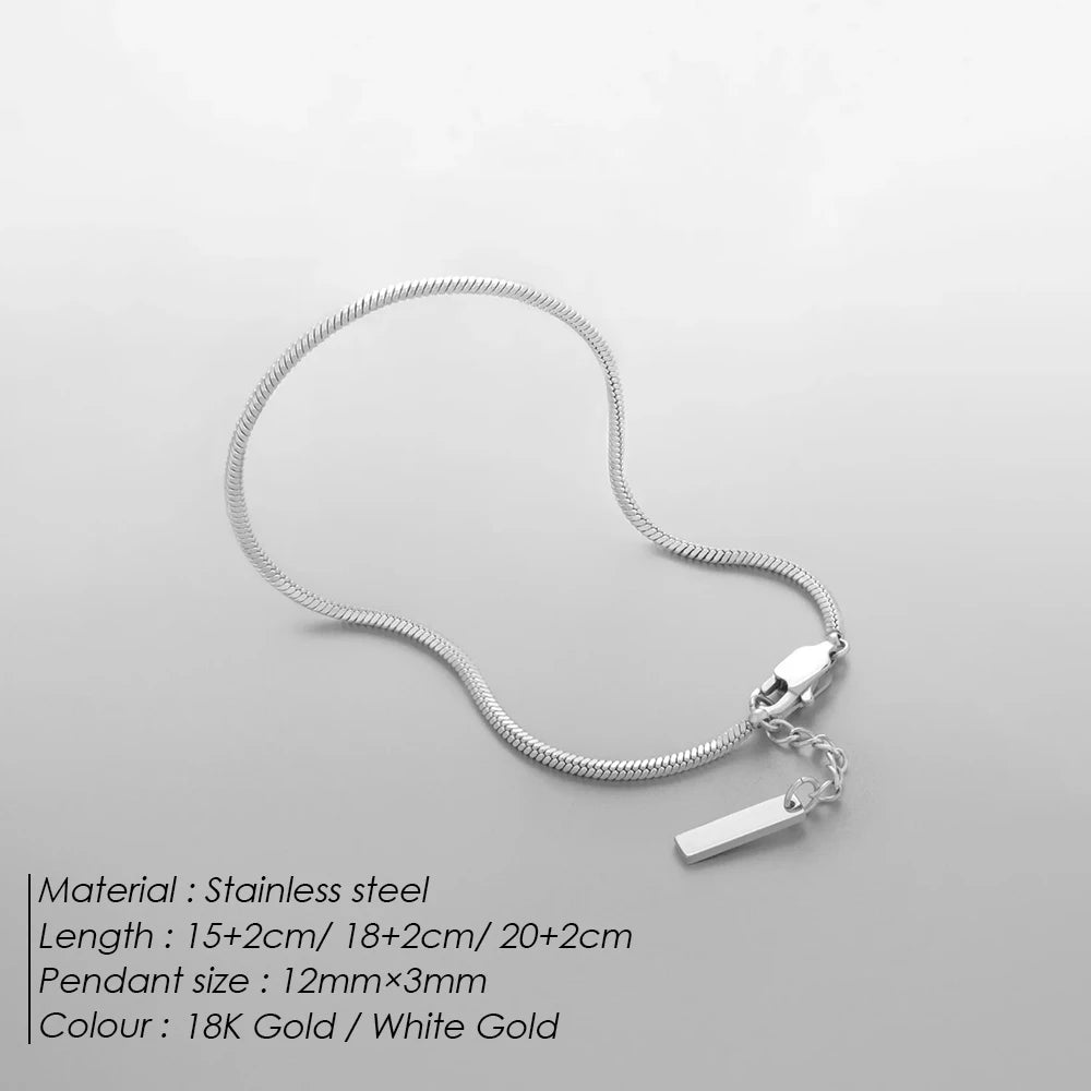 Essential Minimalist Chain