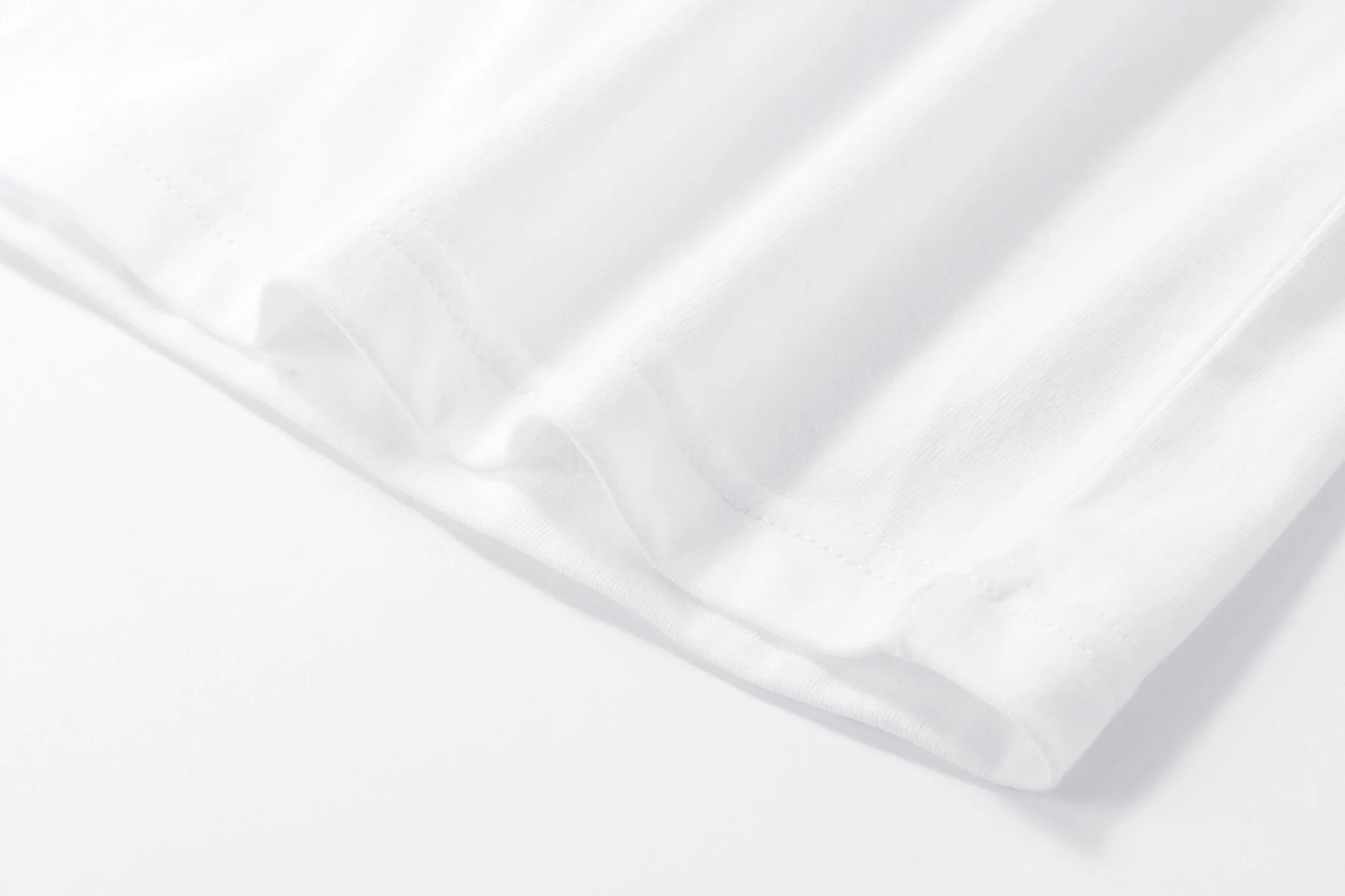 The Essential Black & white Tee