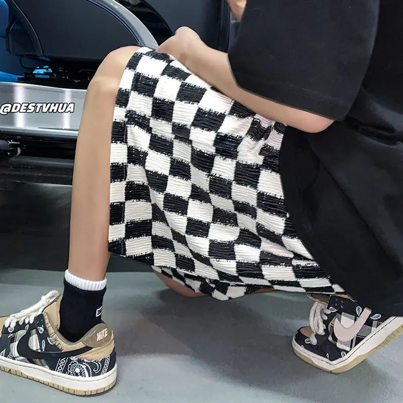 The Breaker Short